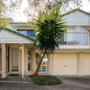 Coolum Beach Stay and Learn to Surf Package