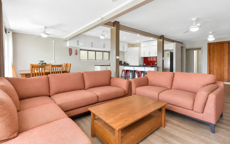 Hunter Valley accommodation - Coal d' Vine Entertainer