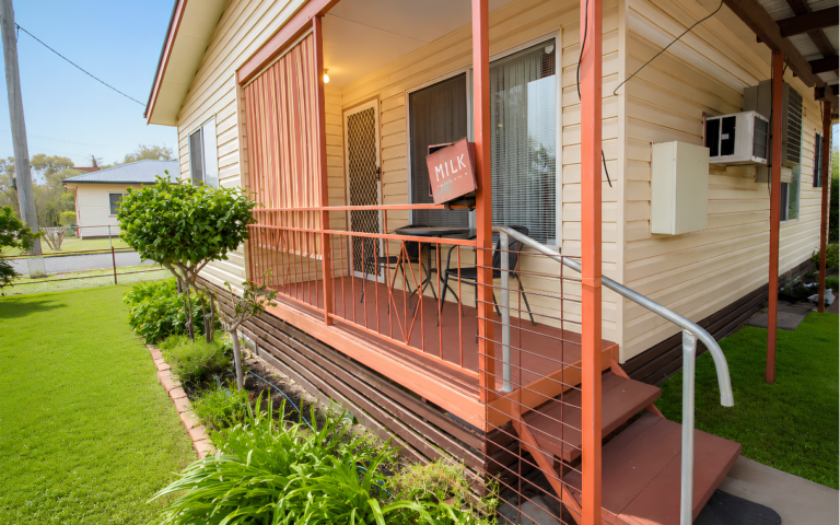 Manilla Accommodation NSW: Manila Cottage - BOOK NOW!