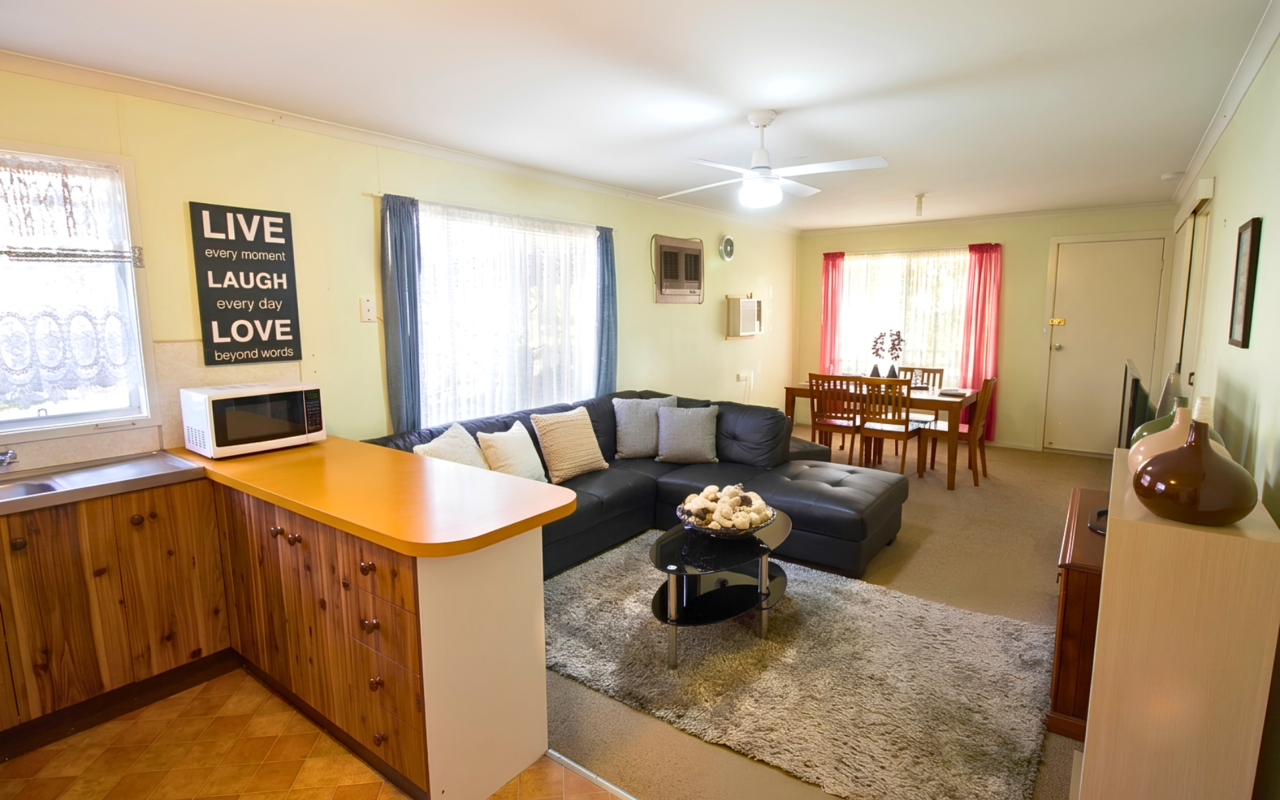 Manilla Accommodation NSW: Manila Cottage - BOOK NOW!