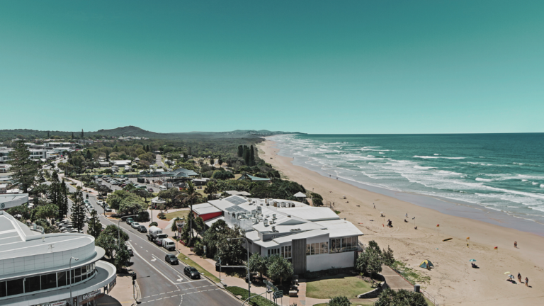 Coolum Beach Restaurants, Pubs, Clubs, Cafes, Takeaways & Ice Cream