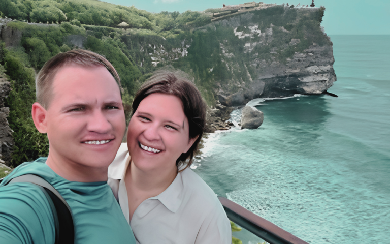 Jonique Life: The Couple Who Sold Everything to Travel