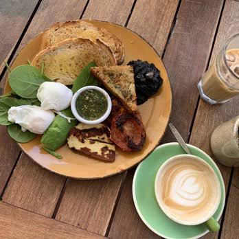 High Tide Bar and Grill in Mudjimba